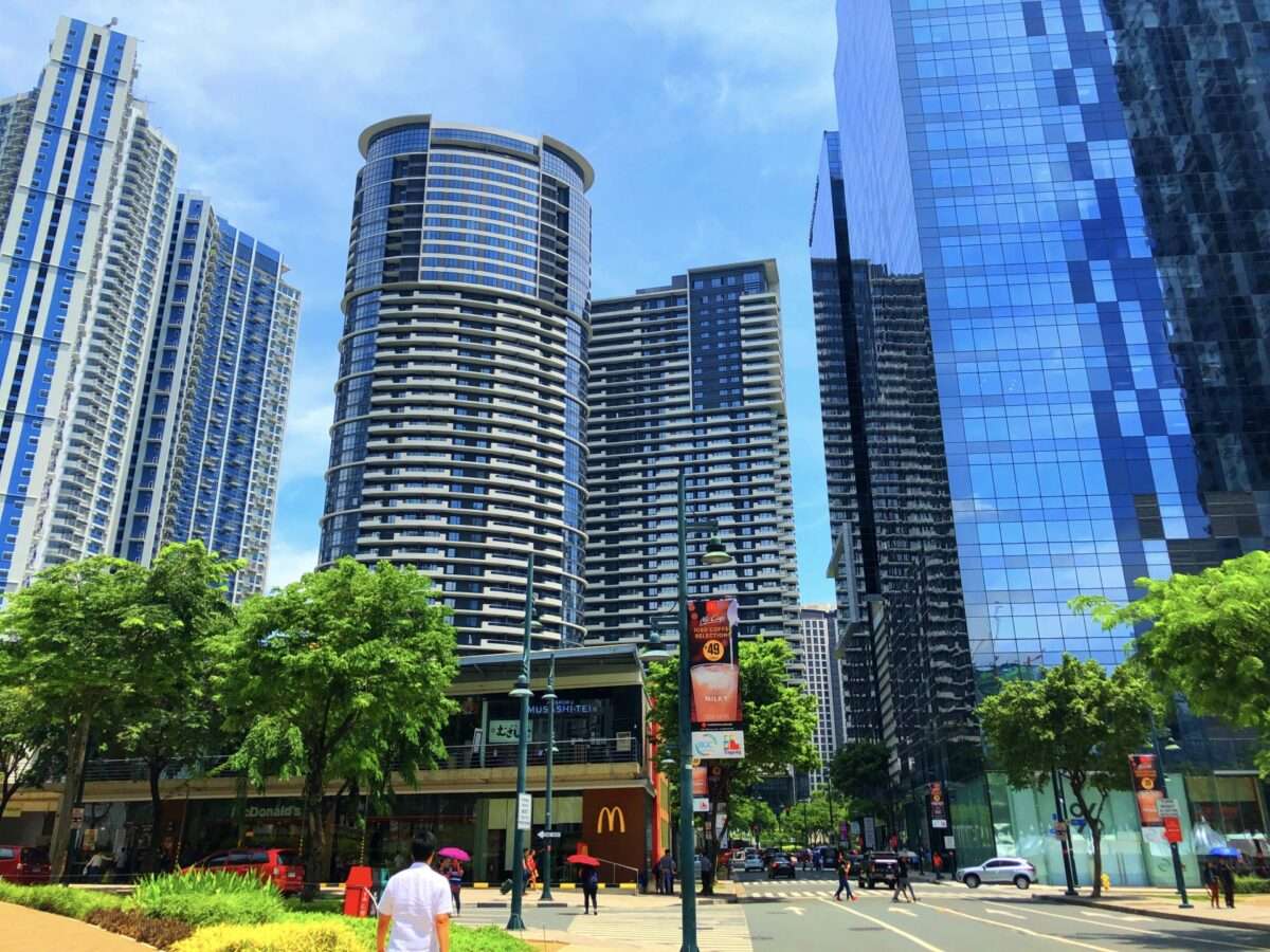 フィリピンの首都マニラのBGCの高層ビル群