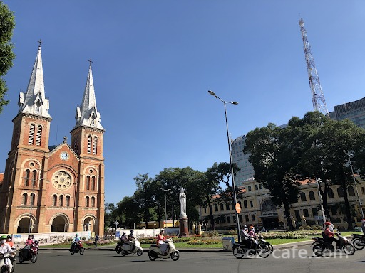 サイゴン大聖堂と中央郵便局